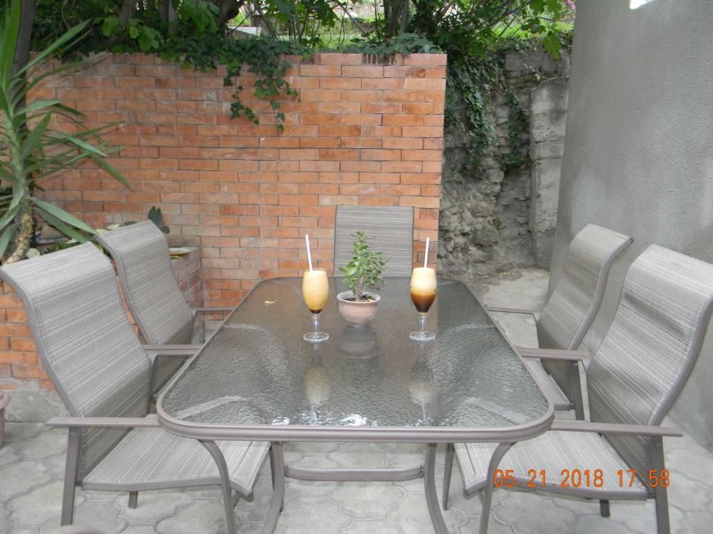 Хостелы GEO Vake Hostel Тбилиси