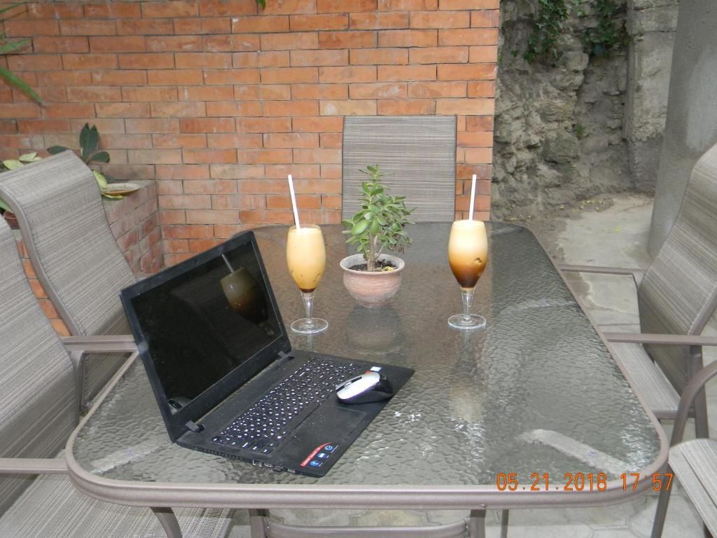 Хостелы GEO Vake Hostel Тбилиси